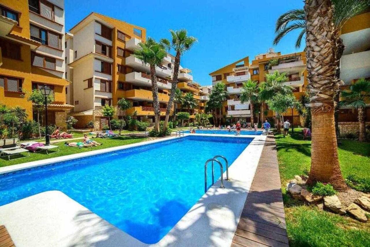Espanhouse Elvis Apartment تورّيفيِخا المظهر الخارجي الصورة